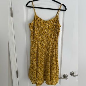 Fit and flare Old Navy floral dress